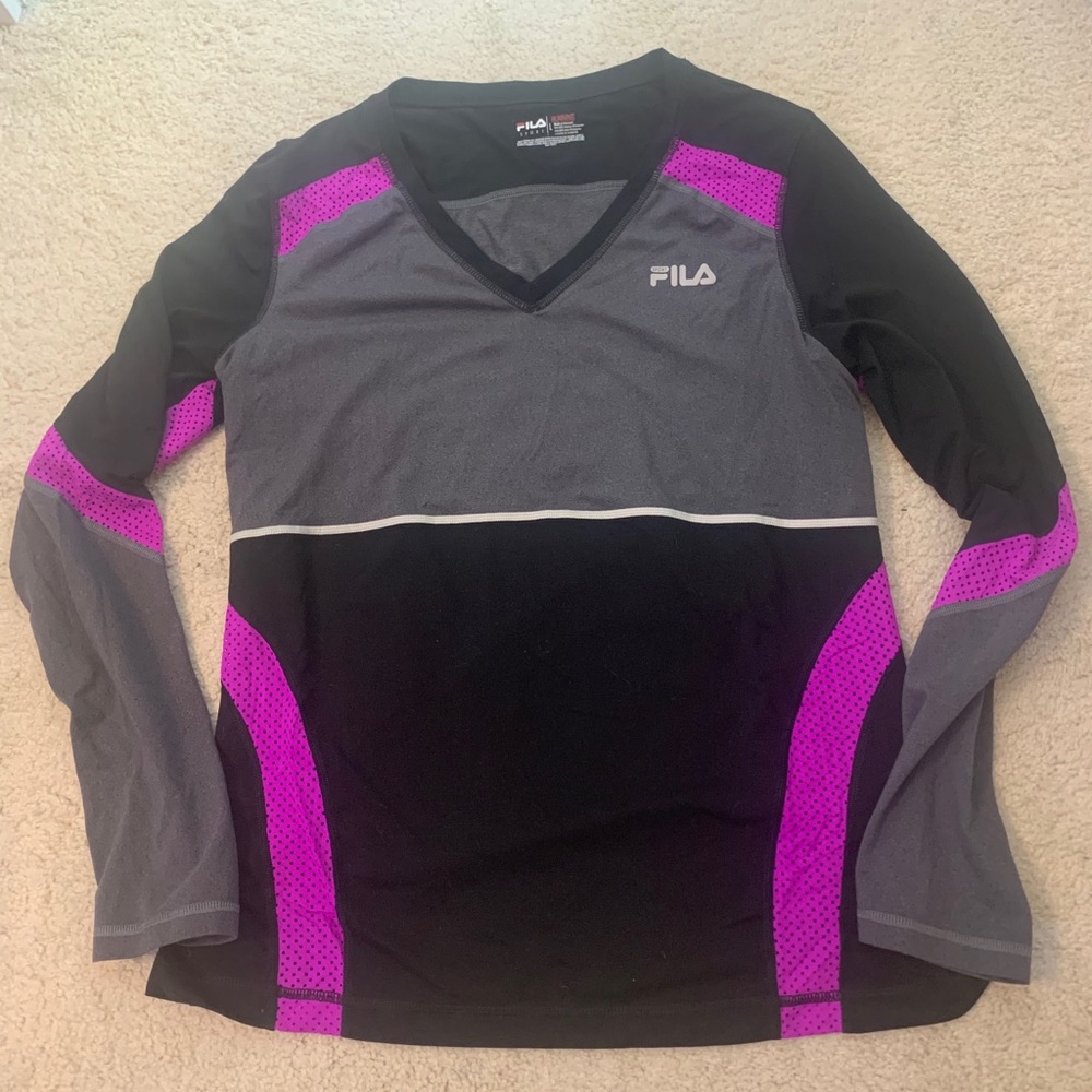 Women’s L Fila running shirt.